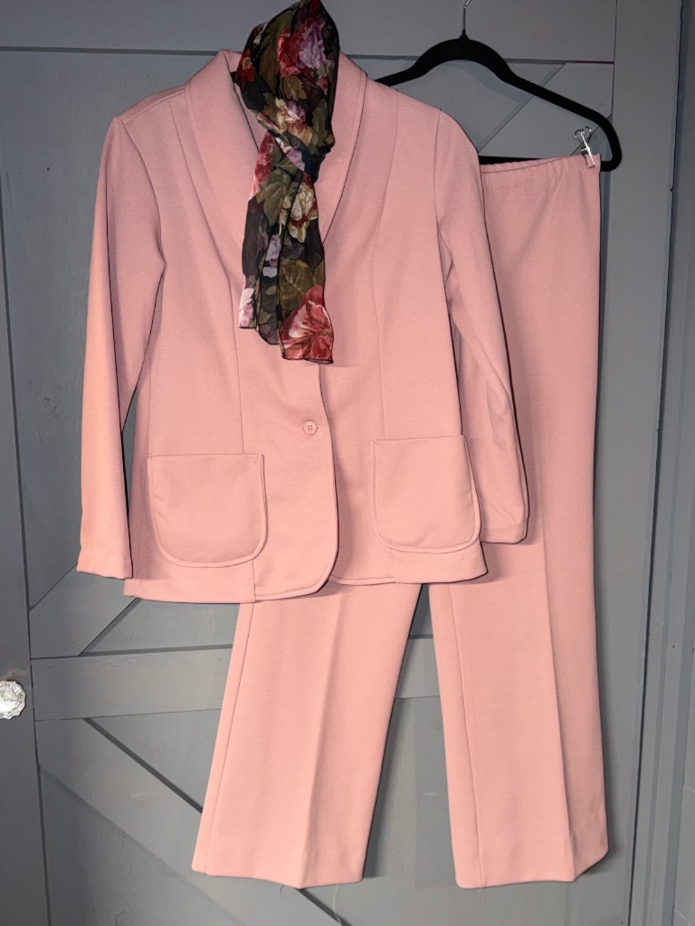 Authentic vintage 1970s dusty pink polyester knit pantsuit